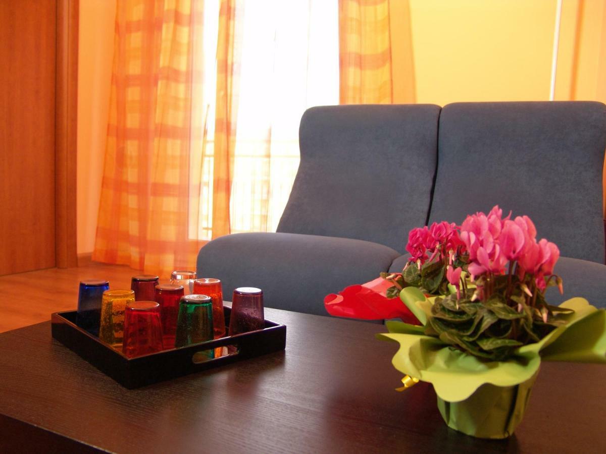 I Colori Di Sara Bed & Breakfast CTA Eksteriør bilde